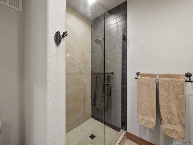 67 Fox Hollow Ln 6B, Silverthorne, CO 80498