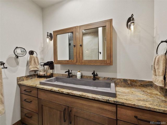 67 Fox Hollow Ln 6B, Silverthorne, CO 80498