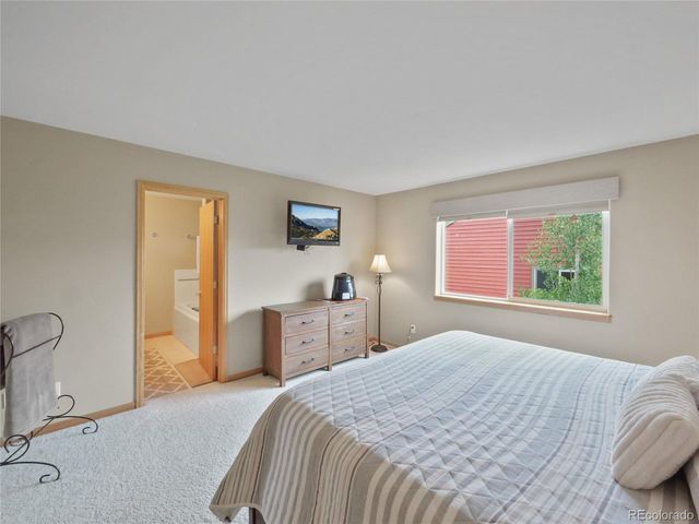 67 Fox Hollow Ln 6B, Silverthorne, CO 80498