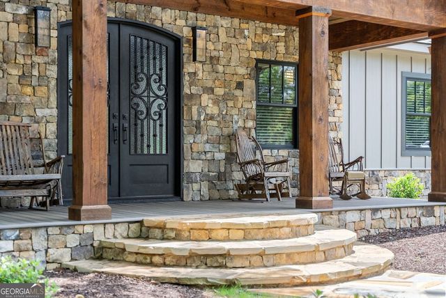 1055 S Laceola Road, Cleveland, GA 30528