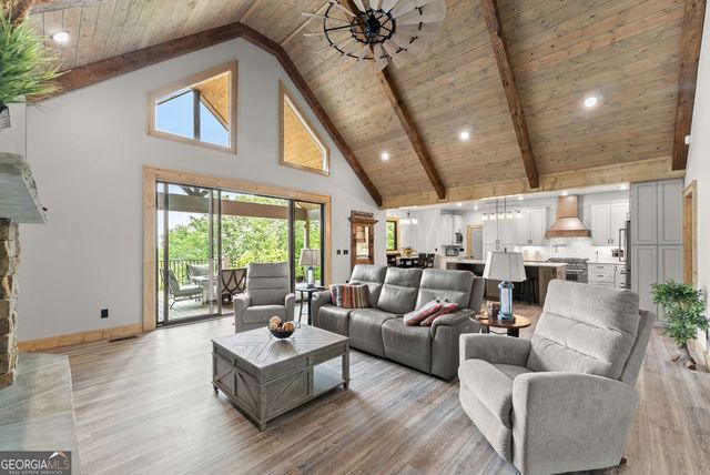 1055 S Laceola Road, Cleveland, GA 30528
