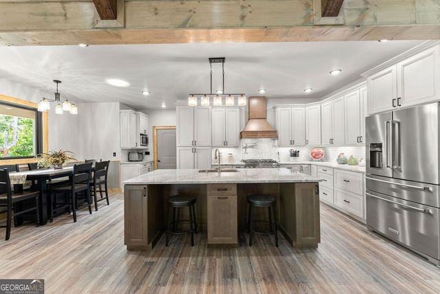 1055 S Laceola Road, Cleveland, GA 30528