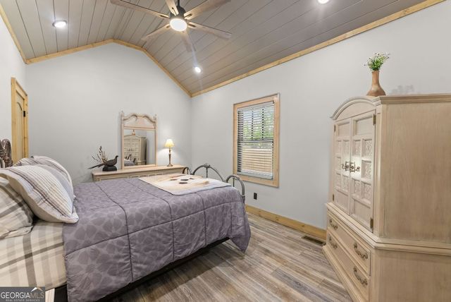 1055 S Laceola Road, Cleveland, GA 30528