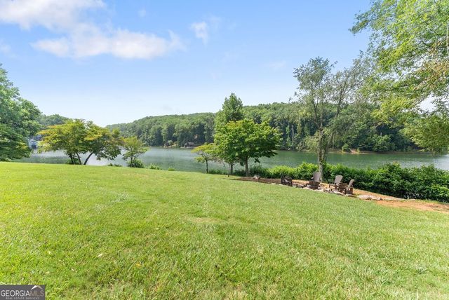 1055 S Laceola Road, Cleveland, GA 30528