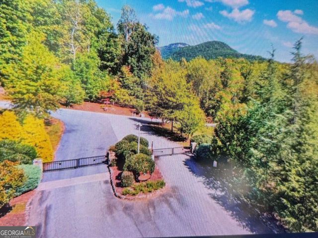 1055 S Laceola Road, Cleveland, GA 30528