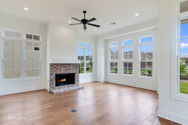 2232 Fairwoods Drive, Shreveport, LA 71106