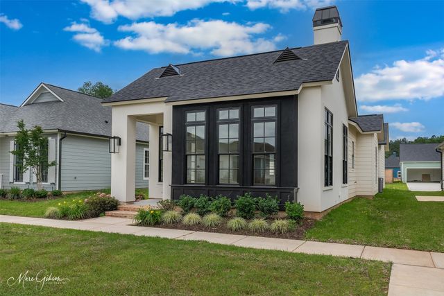 2232 Fairwoods Drive, Shreveport, LA 71106
