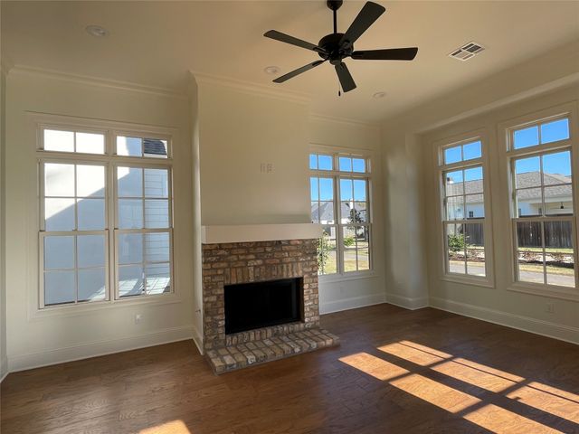 2232 Fairwoods Drive, Shreveport, LA 71106