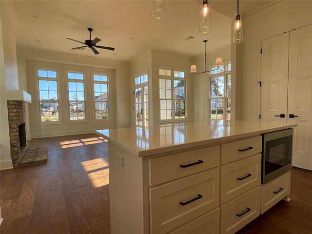 2232 Fairwoods Drive, Shreveport, LA 71106