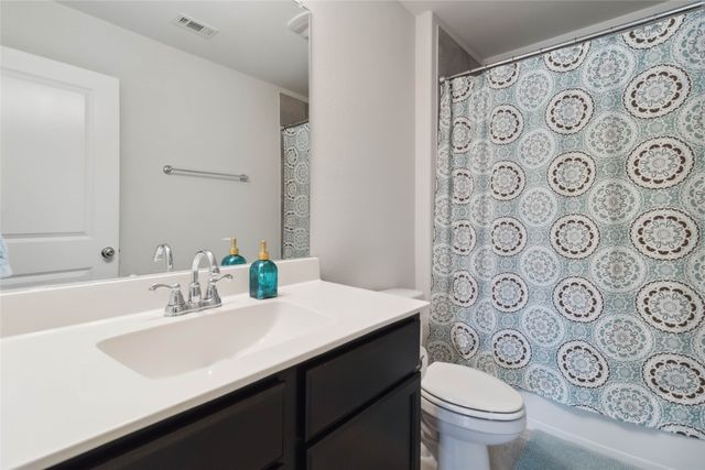 2021 Lake Front Trail, Garland, TX 75043