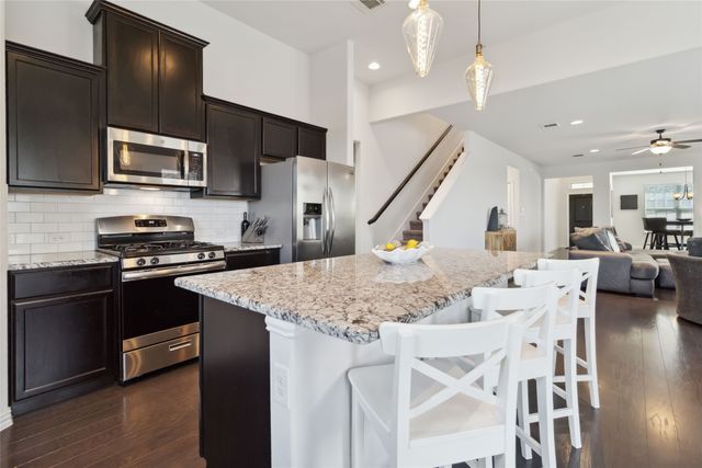 2021 Lake Front Trail, Garland, TX 75043