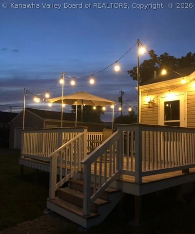 211 West Street, St Albans, WV 25177