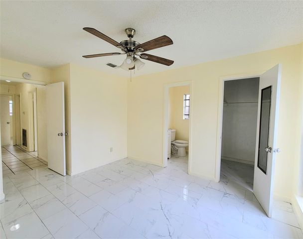 12935 Southspring Drive, Houston, TX 77047