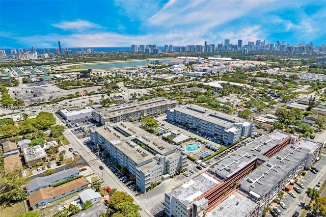 330 SE 2nd St 101G, Hallandale Beach, FL 33009