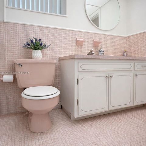 330 SE 2nd St 101G, Hallandale Beach, FL 33009