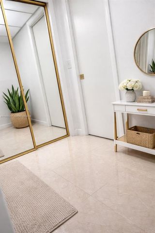 330 SE 2nd St 101G, Hallandale Beach, FL 33009