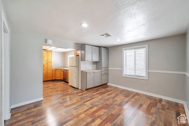 560 E GARDEN AVE, South Salt Lake, UT 84106