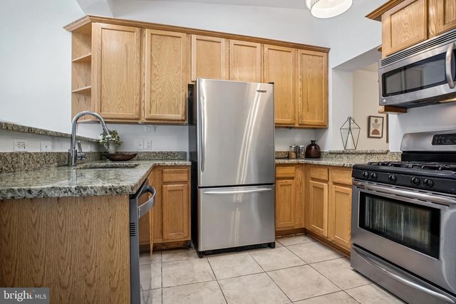 423 20TH ST NE, Washington, DC 20002