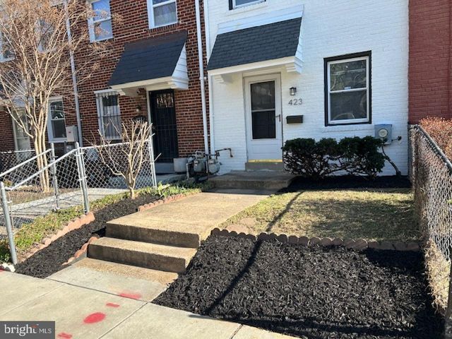 423 20TH ST NE, Washington, DC 20002