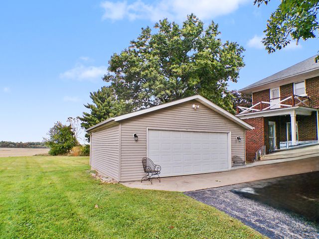 14086 IL Route 76 Route, Caledonia, IL 61011