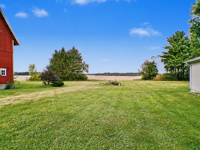 14086 IL Route 76 Route, Caledonia, IL 61011