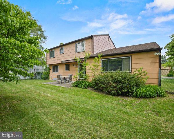 308 BROOKLINE AVE, Cherry Hill, NJ 08002