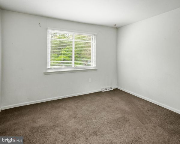 308 BROOKLINE AVE, Cherry Hill, NJ 08002