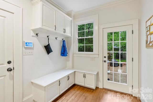 614 Olde Cotswold Court, Charlotte, NC 28211