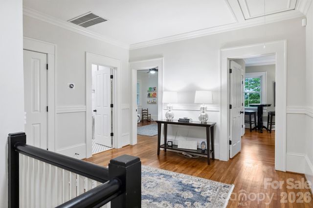 614 Olde Cotswold Court, Charlotte, NC 28211