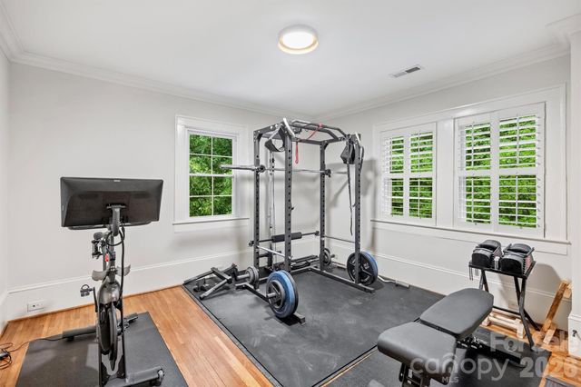 614 Olde Cotswold Court, Charlotte, NC 28211