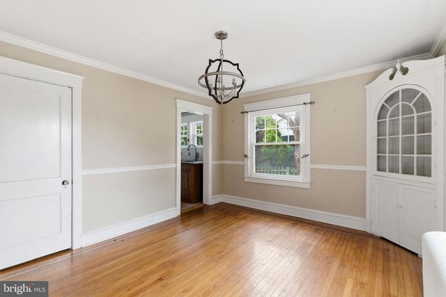 530 E MANOA RD, Havertown, PA 19083