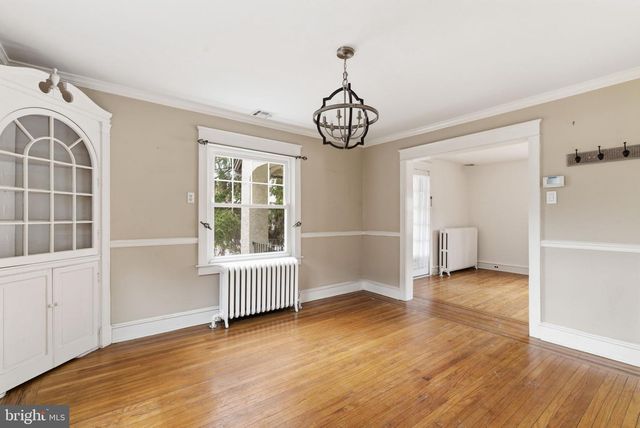 530 E MANOA RD, Havertown, PA 19083