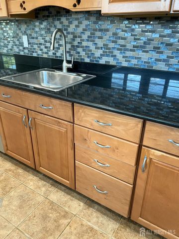 5 Kate Terrace, Piscataway, NJ 08854