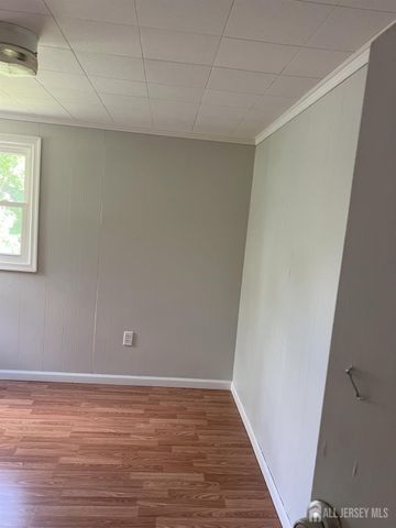 5 Kate Terrace, Piscataway, NJ 08854