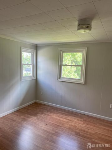 5 Kate Terrace, Piscataway, NJ 08854