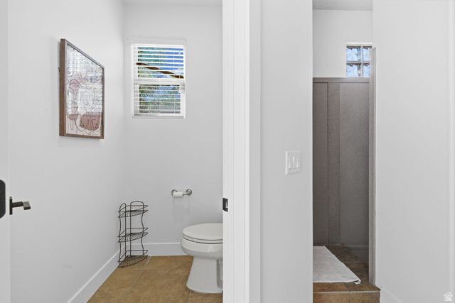 2498 E CANYON DR, Washington, UT 84780