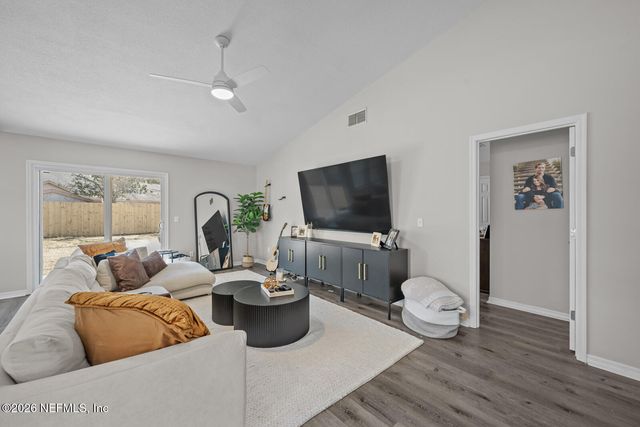 2144 E ST MARTINS Drive, Jacksonville, FL 32246