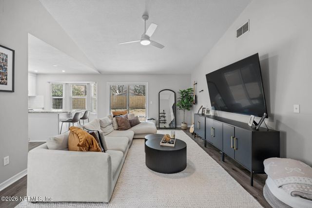 2144 E ST MARTINS Drive, Jacksonville, FL 32246