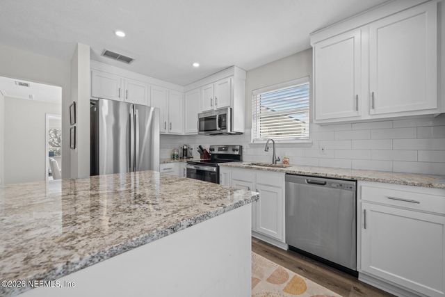 2144 E ST MARTINS Drive, Jacksonville, FL 32246