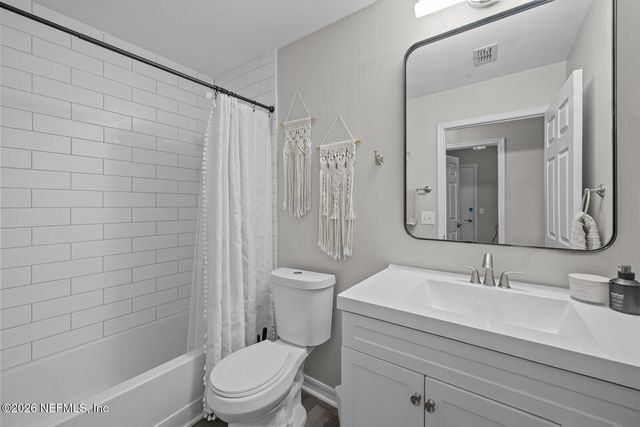 2144 E ST MARTINS Drive, Jacksonville, FL 32246