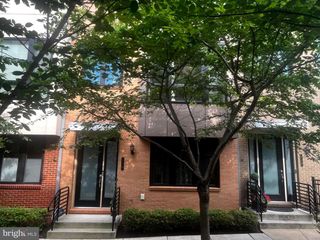 110 CAMBRIA WALK, Alexandria, VA 22304