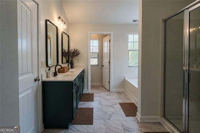 5114 Rapahoe Trail, Atlanta, GA 30349