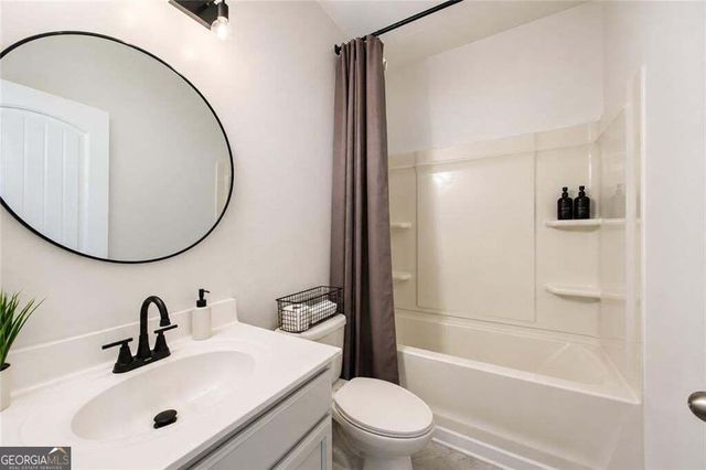 5114 Rapahoe Trail, Atlanta, GA 30349