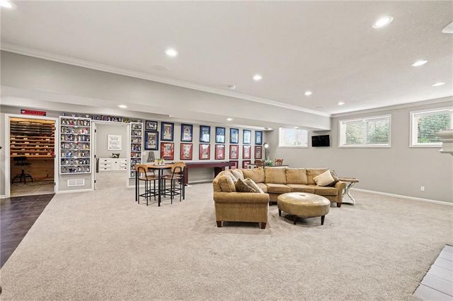 4510 SW Olympia Drive, Lee's Summit, MO 64082