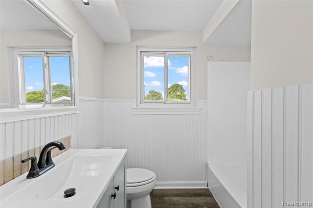 9651 Blaty Street, Taylor, MI 48180