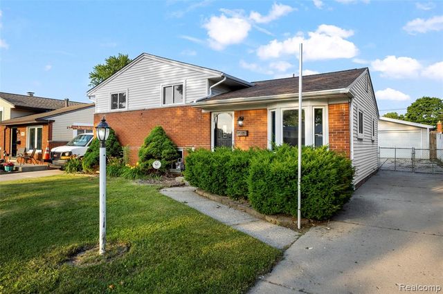 9651 Blaty Street, Taylor, MI 48180