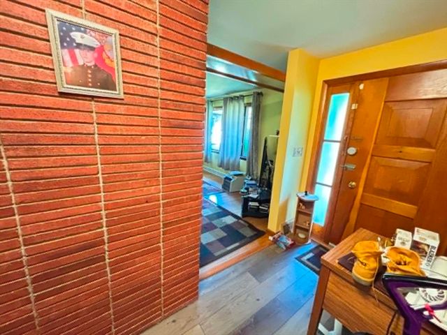 17 Lawn Ave, Lowell, MA 01852