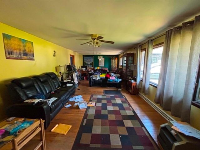 17 Lawn Ave, Lowell, MA 01852