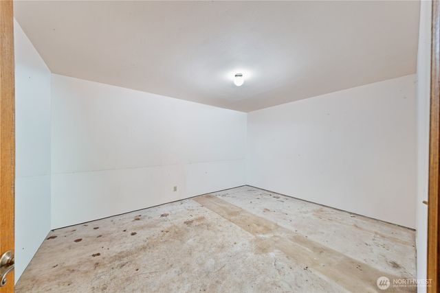 671 Edmonds Road, Coupeville, WA 98239