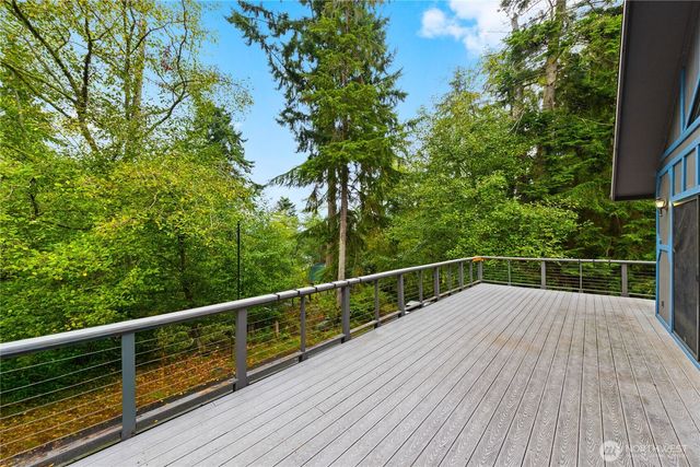 671 Edmonds Road, Coupeville, WA 98239